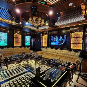 Hương Giang CLUB - KARAOKE - 79 P. Thái Thịnh, Thịnh Quang, Đống Đa, Hà Nội. 0902935988