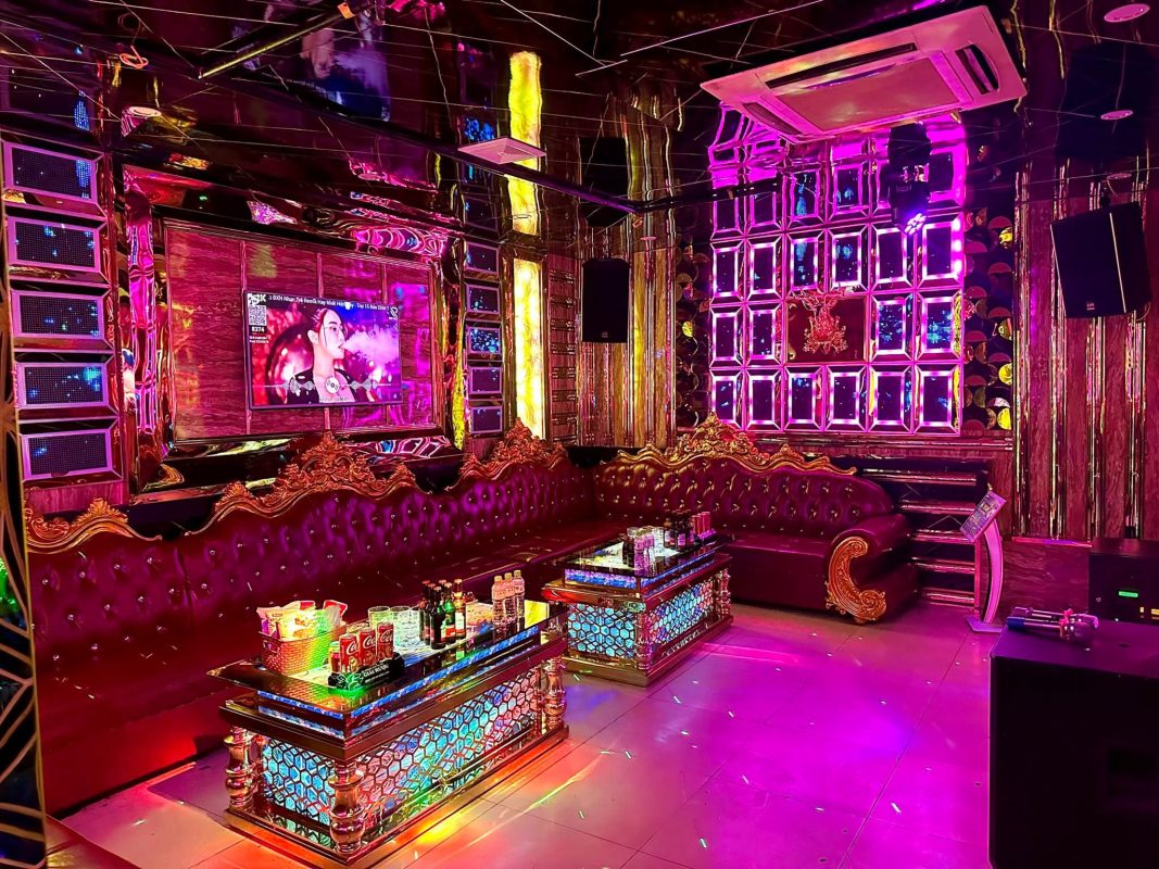 Karaoke Top One KTV 168 Ngọc Khánh Ba Đình Hà Nội không gian “đẳng cấp đế vương” với thiết kế hoàng gia 0902935988