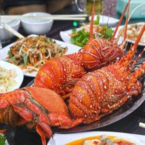 Nhà Hàng Hải Sản X132 - BTA1, P - Hạ Yên Quyết - Cầu Giấy - Hà Nội
