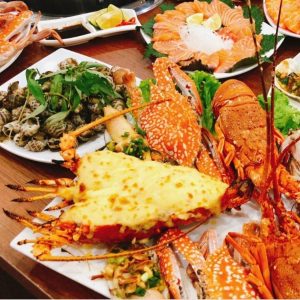 Nhà Hàng Hội Quán -  20 P . Trần Kim Xuyến , Yên Hoà , Cầu Giấy , Hà Nội