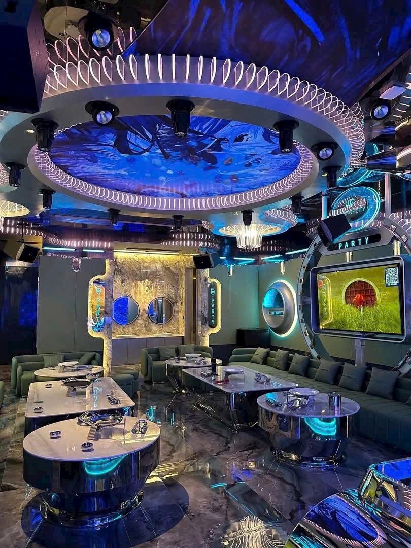 Karaoke - 5 Sao - 645 Tân Mai - Hoàng Mai - Thành phố Hà Nội