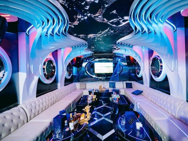 địa điểm {{ 24h }} Đặt Phòng Karaoke Phố Đỗ Quang Cầu Giấy Hà Nội, Karaoke Q7 Club Deluxe 24 Đỗ Quang ( Quán Karaoke Nổi Bật Tại Đường Đỗ Quang ) 0934637776