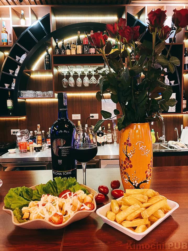 La Lune Rooftop & Beer - Tầng 6 - Tòa nhà Hà Thủy - 36 Hoàng Cầu - số 2 Mai Anh Tuấn, Chợ Dừa, Đống Đa, Hà Nội