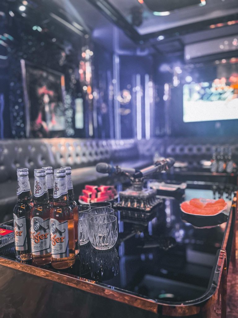 địa điểm {{ 24h }} Đặt Phòng Karaoke Phố Phù Đổng Thiên Vương Hai Bà Trưng Hà Nội, Karaoke Song Hà 29A Phù Đổng Thiên Vương ( Karaoke Đường Phù Đổng Thiên Vương ở Hà Nội) 0934637776
