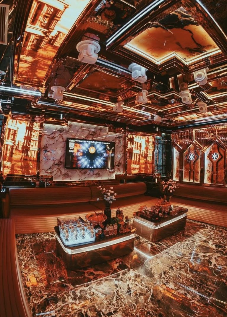 địa điểm {{ 24h }} Đặt Phòng Quán Karaoke Tại đường Mạc Thái Tổ, Karaoke Khu Vực Mạc Thái Tổ Cầu Giấy Hà Nội 0949967786