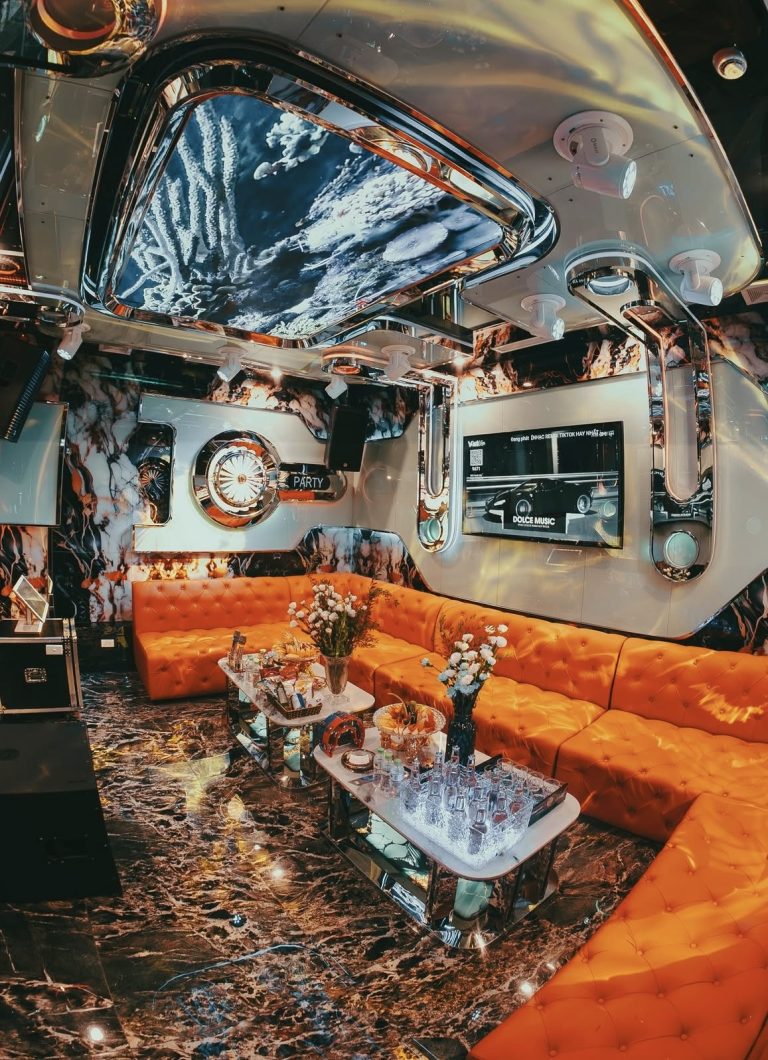 địa điểm {{ 24h }} Đặt Phòng Quán Karaoke Phố Vũ Phạm Hàm, Karaoke Đường Vũ Phạm Hàm Cầu Giấy Hà Nội 0949967786