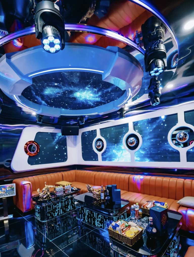 địa điểm {{ 24h }} Đặt Phòng Karaoke tại Phố Hạ Yên Quyết Yên Hoà Cầu Giấy Hà Nội, Karaoke Đường Hạ Yên Quyết Cầu Giấy 0934637776