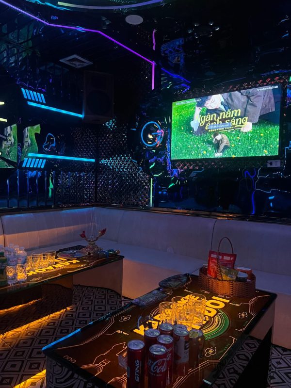 Karaoke F5 Plus mặt đường số 66 Tố Hữu Vạn Phúc Hà Đông Hà Nội thiết kế theo lối kiến trúc Tây Âu nổi bật 0949967786