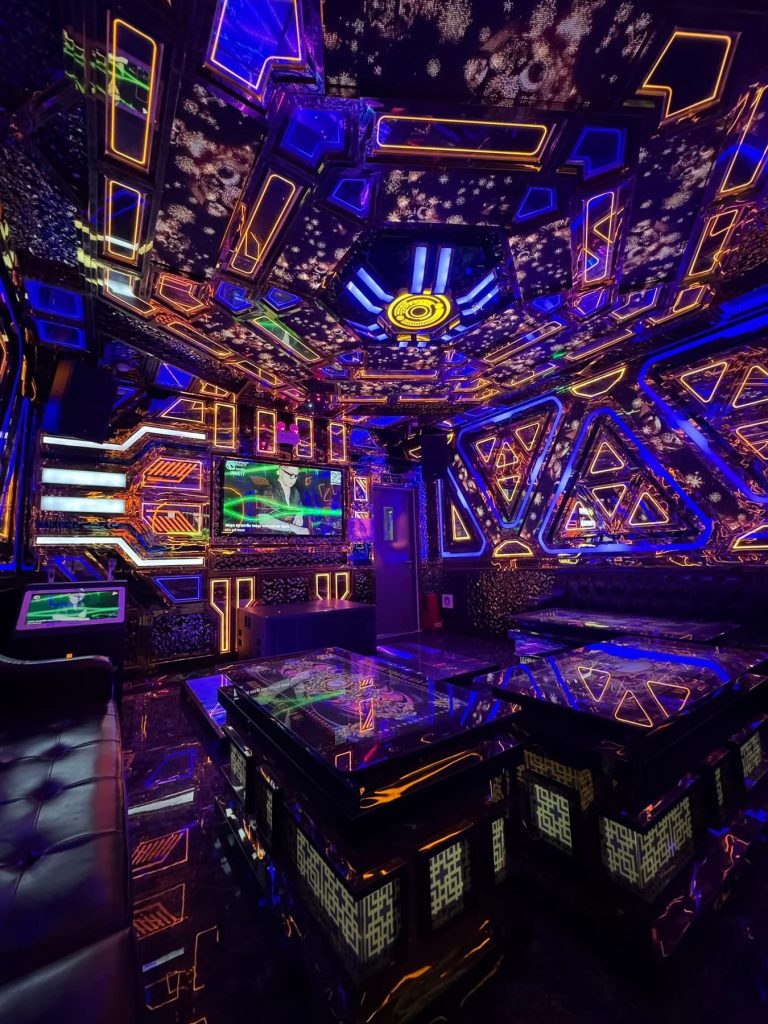 Karaoke New Space 17 Nguyễn Khuyến Văn Miếu Đống Đa Hà Nội 0949967786