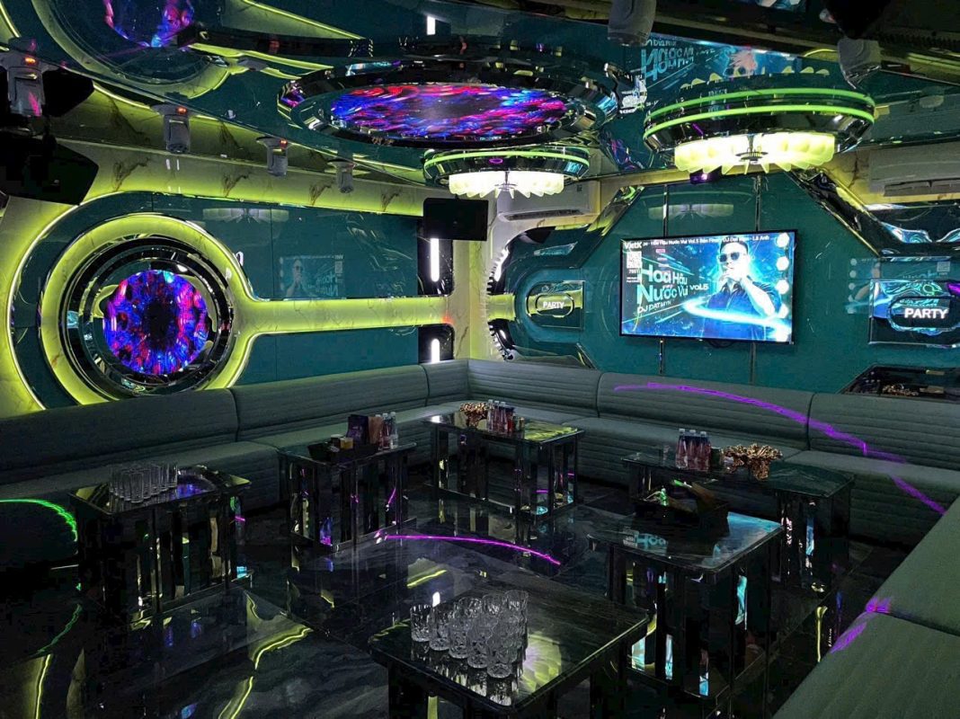 Karaoke Joker KTV 80 Triệu Việt Vương Nguyễn Du Hai Bà Trưng Hà Nội 0949967786