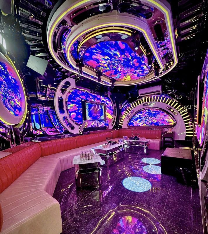 Quán Karaoke TIPTOP KTV 85G Nguyễn Khang Cầu Giấy ở Hà Nội Phòng VIP sang trọng riêng tư Phù hợp tiệc sinh nhật Giải Trí Đỉnh Cao