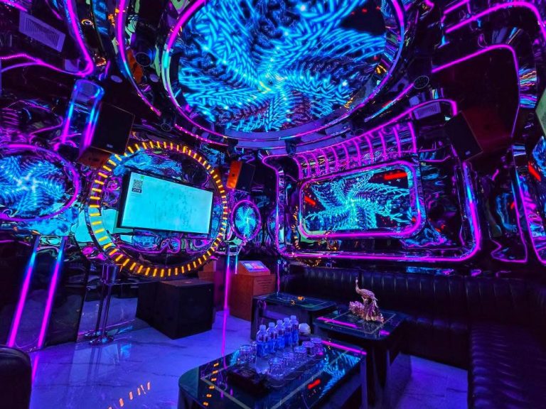 Quán Family CLUB KTV Karaoke 67 Văn Cao Liễu Giai Ba Đình Hà Nội Địa điểm lâu đời không gian sang trọng và đẳng cấp 0933865553