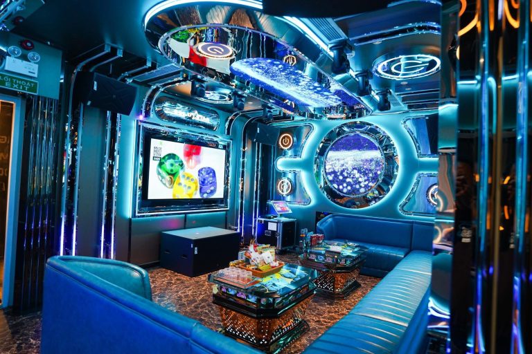 Quán Wine KTV 1976 CLUB Karaoke 72 Nguyễn Khang Yên Hòa Hà Nội là một trong những cái tên quen thuộc với giới trẻ và dân văn phòng 0933865553