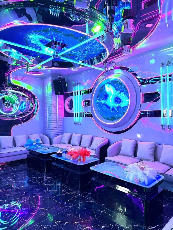 Karaoke Royal Club 26 Phố Nhổn Xuân Phương Nam Từ Liêm Hà Nội địa điểm vui chơi hấp dẫn quy mô lớn dịch vụ chuyên nghiệp 0949967786