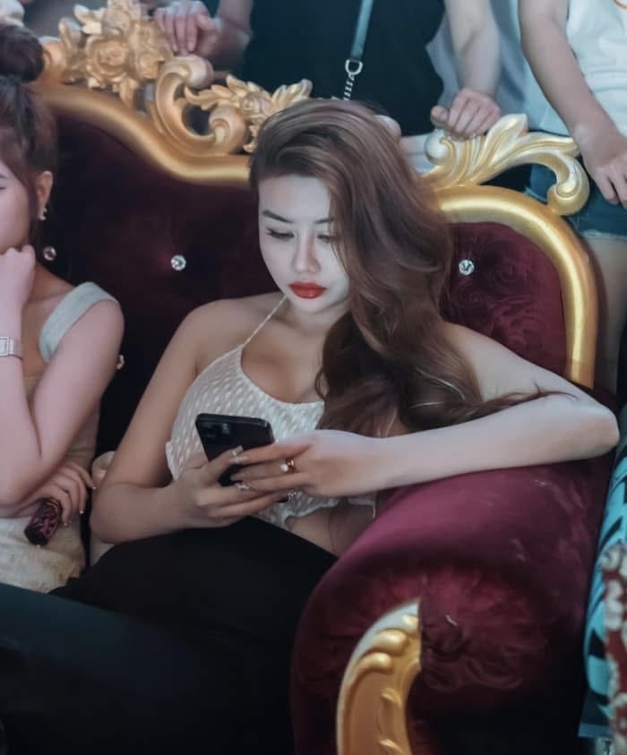 Quán Karaoke Phố Đêm 6 Trần Quý Cáp Đống Đa Hà Nội Hình ảnh sắc nét hiệu ứng sống động khoảnh khắc Thế giới giải trí về đêm