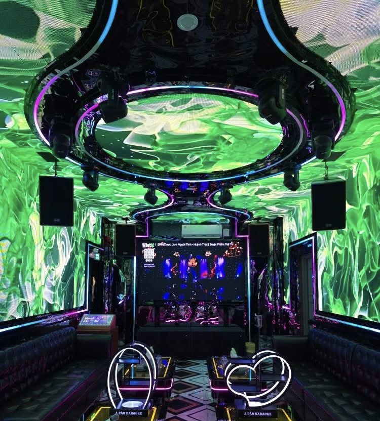 Quán KTV KARAOKE 68 TRẦN THÁI TÔNG Cầu Giấy Hà Nội Sang trọng đẳng cấp với phong cách hoàng gia 0949967786