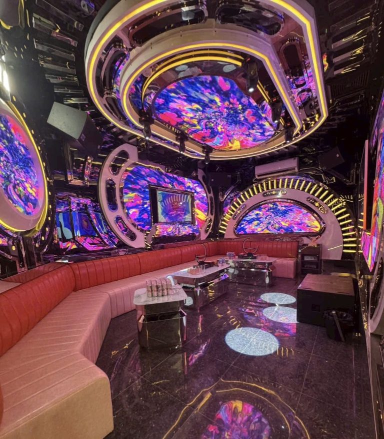 Quán Karaoke LỤC GIÁC 20 Nguyễn Thị Định Trung Hoà Yên Hòa Hà Nội GIẢI TRÍ HÀNG ĐẦU Thiết Kế Hiện Đại Chất Lượng Âm Thanh Đỉnh Cao
