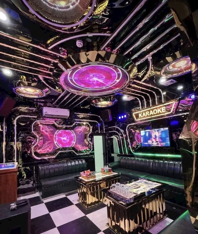 Quán Vip Club Karaoke 60 Nghi Tàm Yên Phụ Tây Hồ Hà Nội không gian hiện đại 𝕿𝖎𝖓𝖍 𝖍𝖔𝖆 𝖙𝖆𝖔 𝖓𝖍ã 𝖑ộ𝖓𝖌 𝖑ẫ𝖞 𝖝𝖆 𝖍𝖔𝖆 𝖍𝖔à𝖓 𝖍ả𝖔 0933865553