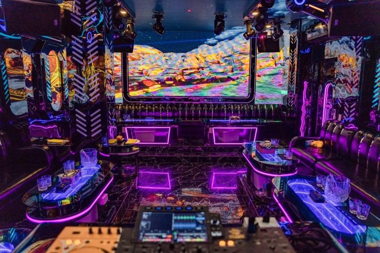 Quán GALAXY KARAOKE CLUB 126 đường Nguyễn Hoàng Mỹ Đình Hà Nội Không gian sang chảnh chất lượng âm thanh tốt 0949967786