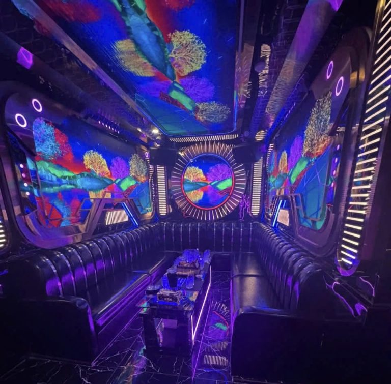 Quán GALAXY KARAOKE 45 Nguyễn Công Trứ Đồng Nhân Hai Bà Trưng Hà Nội mở cửa 24/24 và được đánh giá cao về đội ngũ nhân viên chuyên nghiệp 0934637776