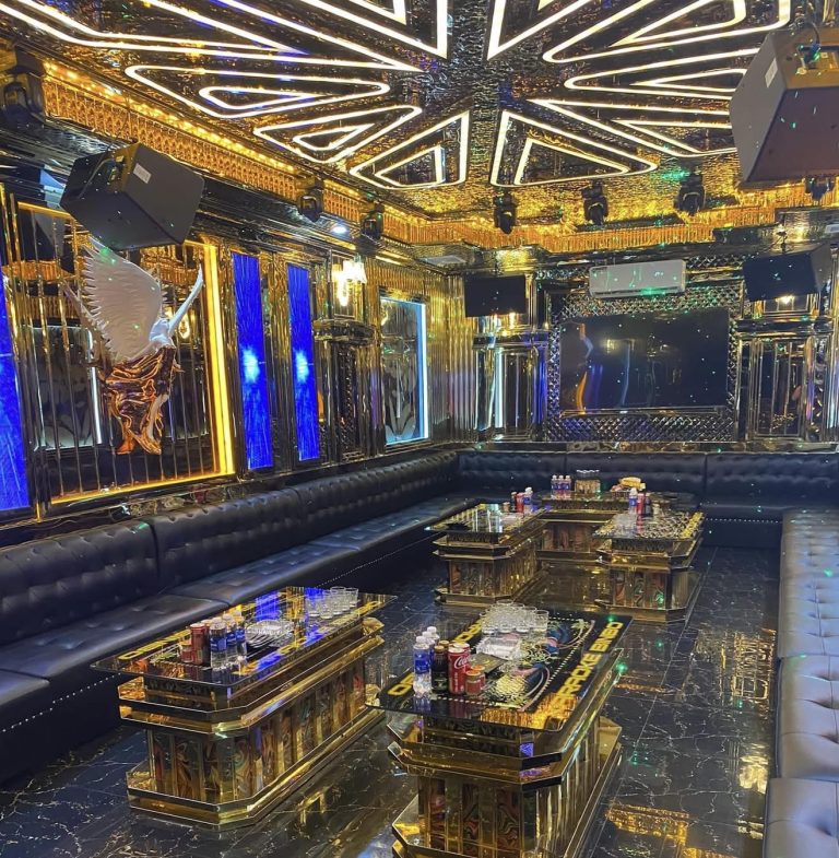 Quán STAR WORLD KARAOKE VIP 107 Đào Tấn Ba Đình Hà Nội Hệ thống phổ biến với thiết kế trẻ trung hiện đại âm thanh đỉnh cao