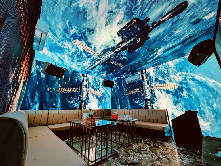 Giải Trí KARAOKE Joker KTV 80 Triệu Việt Vương Hai Bà Trưng Hà Nội một địa điểm giải trí sôi động hiện đại và đậm chất riêng 0934637776