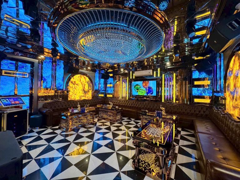 GIẢI TRÍ Regal – Karaoke { REGAL } { 57 – 59 } Phó Đức Chính, Nguyễn Thái Bình { quận 1 } TP. Hồ Chí Minh
