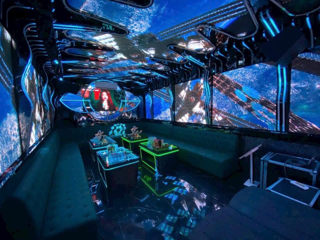 GIẢI TRÍ King Enterprise – Karaoke & Restaurant { 27-29-31-33 } Hai Bà Trưng, Phường Bến Nghé{ Quận 1} TP. Hồ Chí Minh 0945907887
