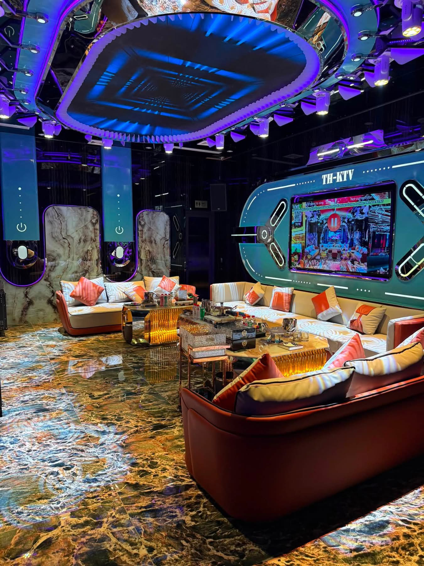 Quán GIẢI TRÍ - Karaoke SHANGHAI KTV Đà Nẵng - Đường 2/9, quận Hải Châu, Thành phố Đà Nẵng. KHÔNG GIAN KTV SHANGHAI TẠI ĐÀ NẴNG