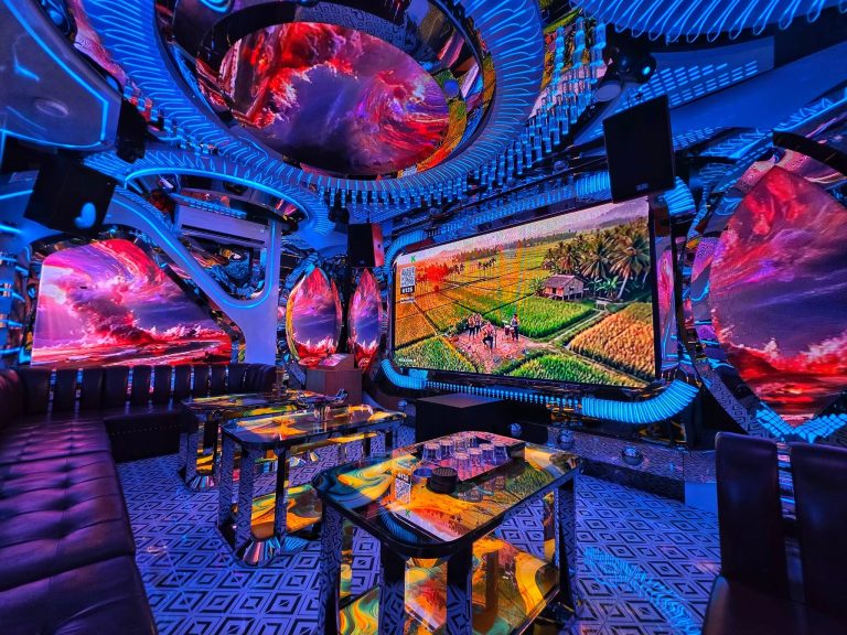 Quán Karaoke GIẢI TRÍ Kingdom Địa chỉ 67 Phạm Viết Chánh, Phường Nguyễn Cư Trinh, Cầu Ông Lãnh , Quận 1, TP. Hồ Chí Minh – Giá Tốt Nhưng Chất Lượng Vượt Trội 0945907887