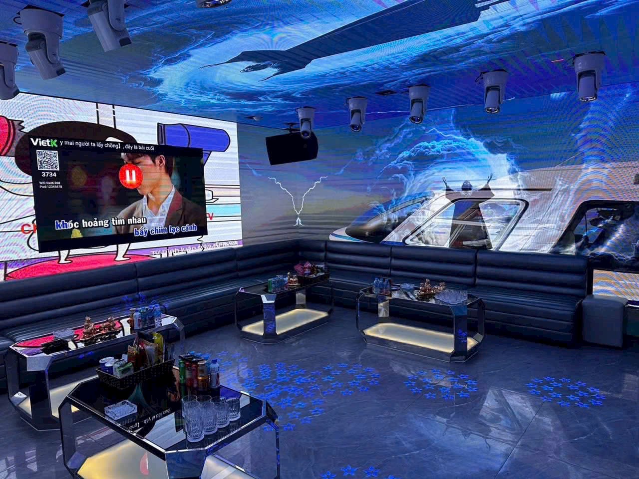 Karaoke – The World – CLUB - 408 Trần Khát Chân – Thanh Nhàn , Hai Bà Trưng , Hà Nội, 0902935988