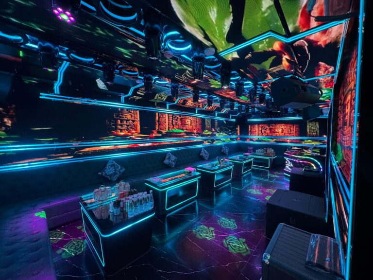 Quán Karaoke Thuỳ Linh – CENTER POINT Club – 27 Lê Văn Lương, Nhân Chính, Thanh Xuân, Hà Nội, 0902935988