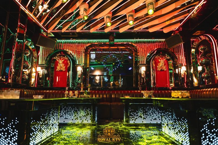 Giải Trí & Địa Điểm Canalis Club , 264 Bis Nam Kỳ Khởi Nghĩa, Quận 3 , Phường Võ Thị Sáu , TP. Hồ Chí Minh. giải trí về đêm nightlife, beer, club