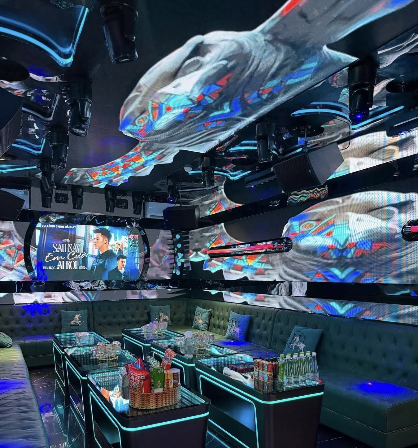 Karaoke F5 Plus , F5 Club, f5 – 5 Trần Duy Hưng, Trung Hoà, Cầu Giấy, TP. Hà Nội , 0902935988