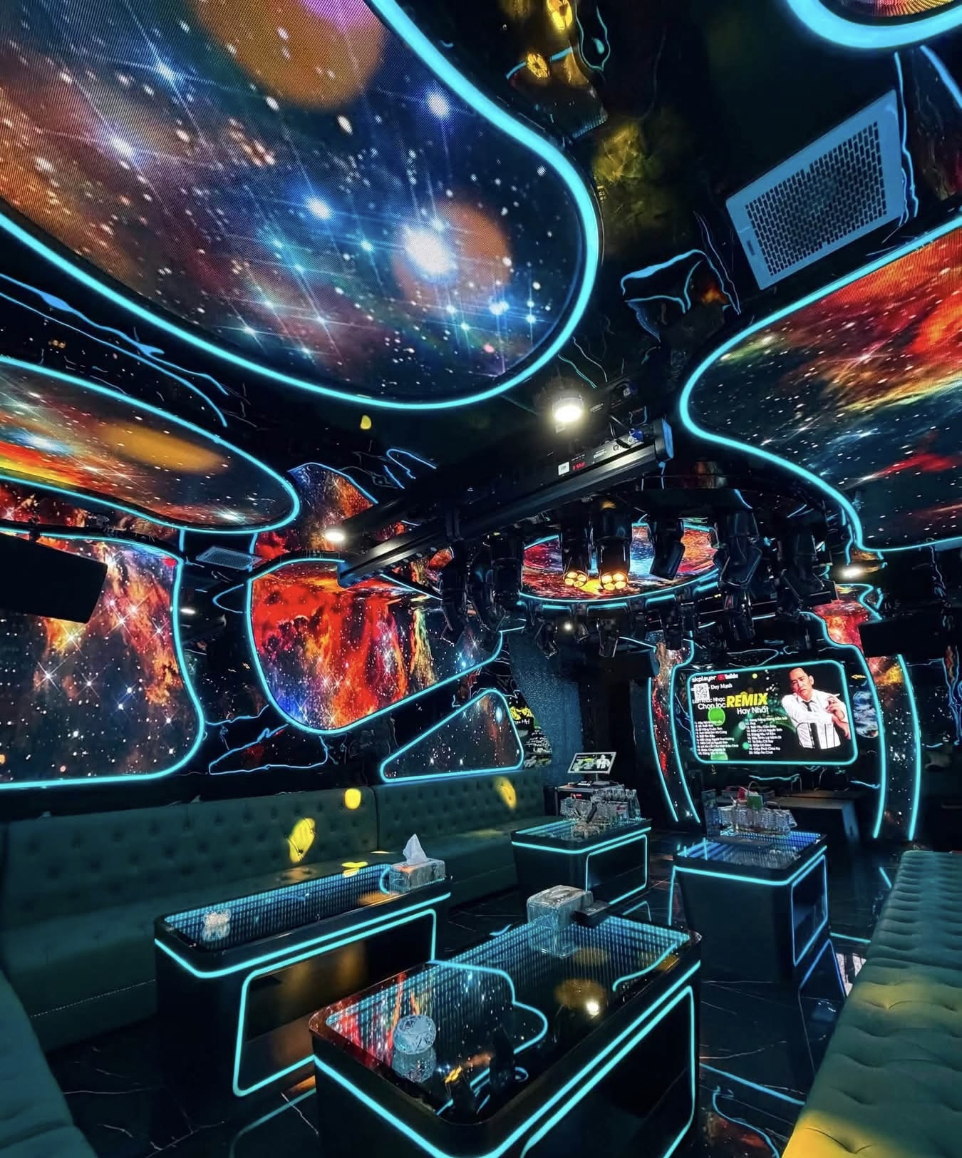 Karaoke MELODY , Club , Melody – 98 Trung Hòa , Cầu Giấy , T.P Hà Nội , 0902935988