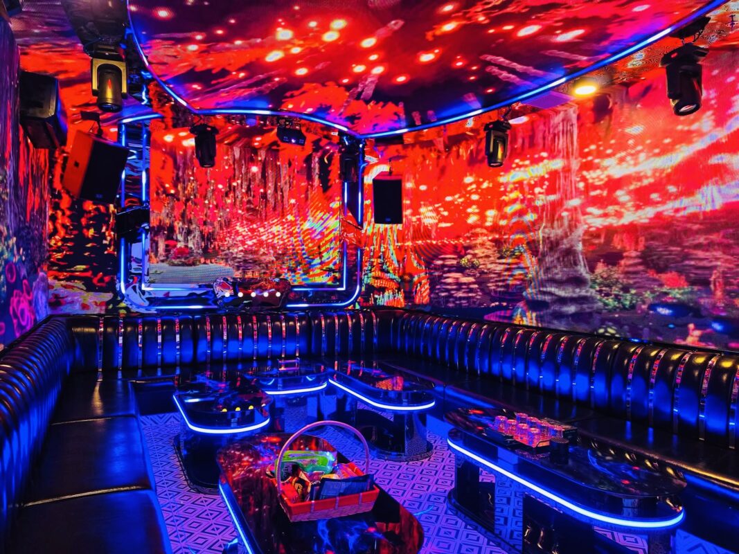 Quán Karaoke, Club – địa chỉ. 72 Nguyễn Khang, Yên Hòa, Cầu Giấy, TP. Hà Nội, Karaoke Wine 1976