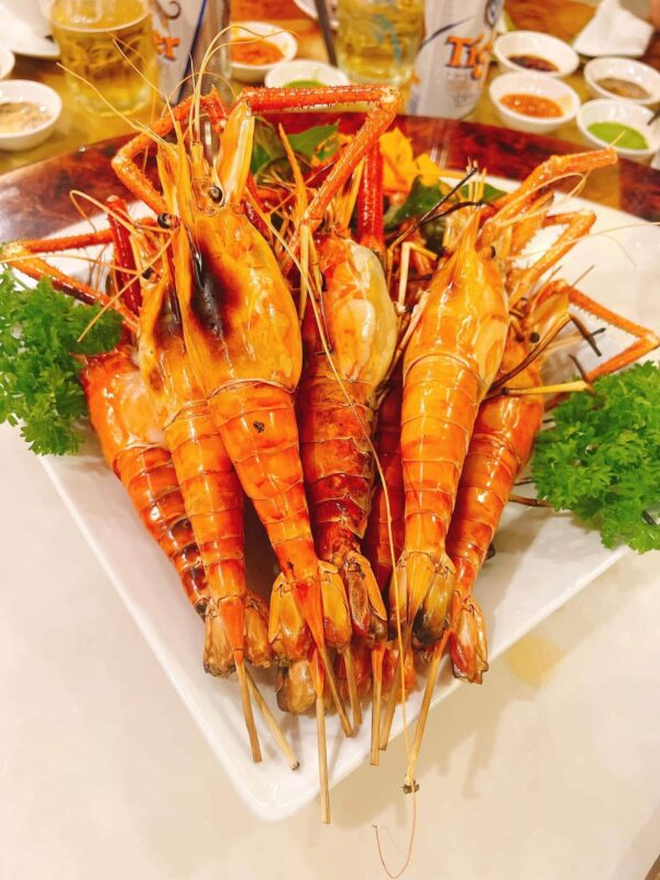 Bia Thanh Loan – 51 Nguyễn Bá Khoản, Yên Hòa, Cầu Giấy, Hà Nội, Nếu bạn đang tìm kiếm quán karaoke gần đây