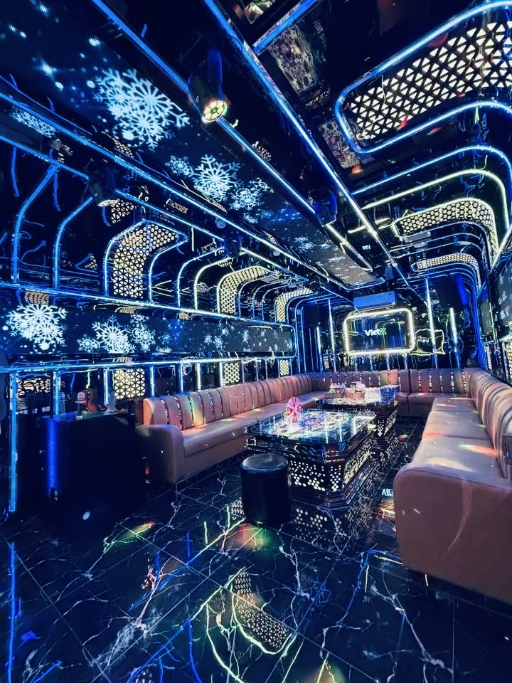 Karaoke X STARS Club - 122 Nguyễn Chánh - Yên Hoà - Cầu Giấy - Hà Nội, 0902935988