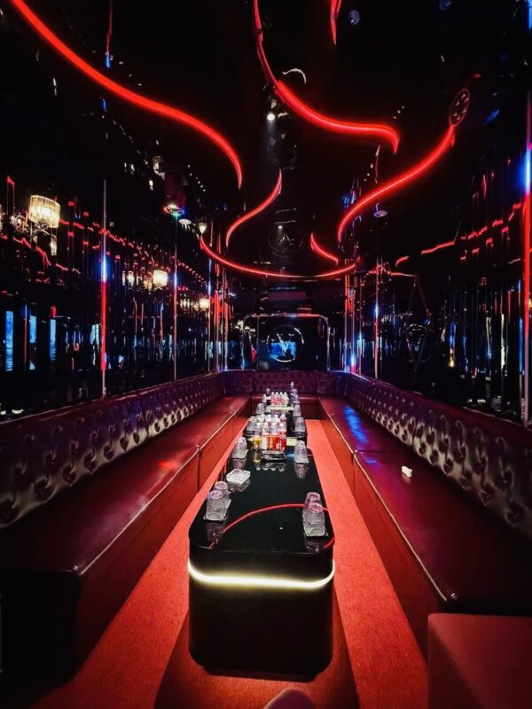 Linh Dương Karaoke – 82 Phạm Ngọc Thạch – Trung Tự, Đống Đa, Hà Nội, đặt phòng siêu đẹp và hấp dẫn tại, 0902935988