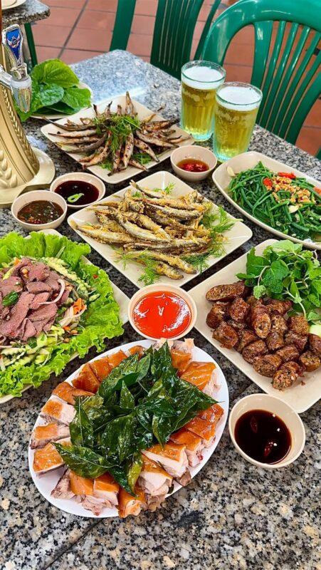 Nhà Hàng Bia Hơi 81 – 81 Phố Xã Đàn – Kim Liên – Hà Nội, quán karaoke ở gần đường