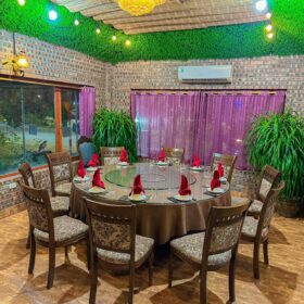 Nhà hàng Đại Lâm Mộc – Tầng 2 / 3, Tòa nhà Hanoi Centerpoint, 27 Lê Văn Lương, Nhân Chính, Thanh Xuân, Hà Nội, quán karaoke gần nhất ở đây