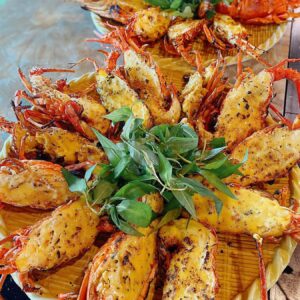 Nhà Hàng Hải Sản Hùng Trường Sa - Số 328 Thái Hà - Đống Đa - Hà Nội