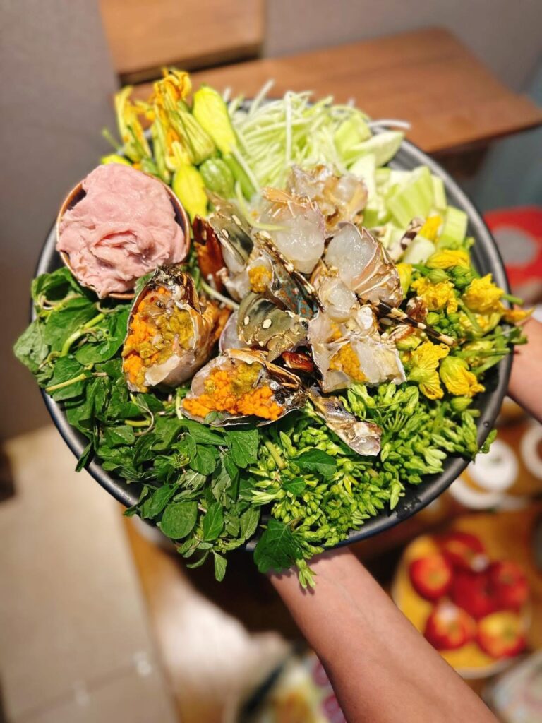 Nhà Hàng Chả cá Lăng Thung Cấm – 1 Nguyễn Thị Định, Yên Hòa, Trung Hoà, Cầu Giấy, Hà Nội, quán karaoke ở gần đây