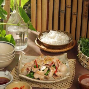 Chả cá Lăng Thung Cấm - 15 Ngô Thì Nhậm, Hai Bà Trưng, Hà Nội